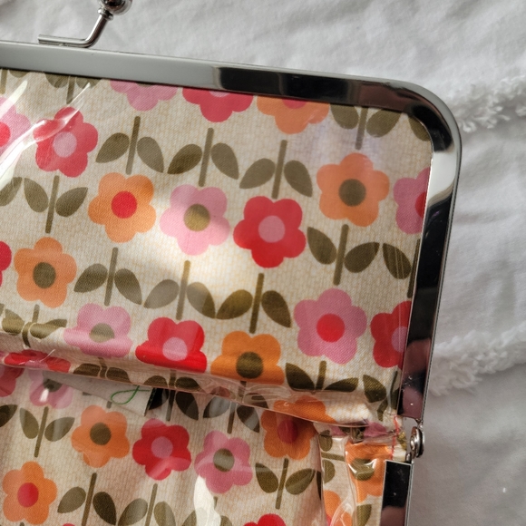 VERA BRADLEY FOLKLORIC SNAP CHANGE PURSE - Picture 5 of 7